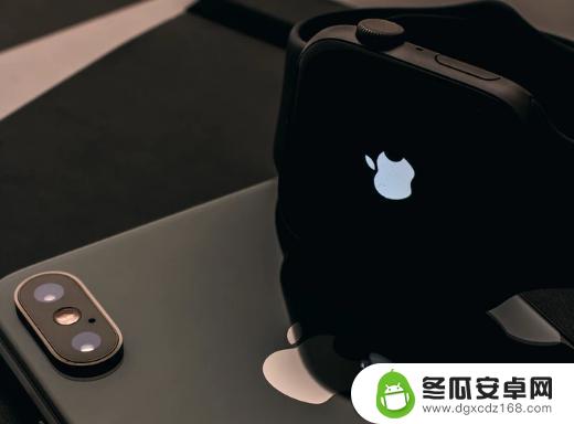 iphone手机关机了怎样才是在充电 iPhone 11 关机充电方法