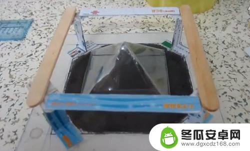 如何自制小手机支架图片 视频全过程制作3D全息投影金字塔