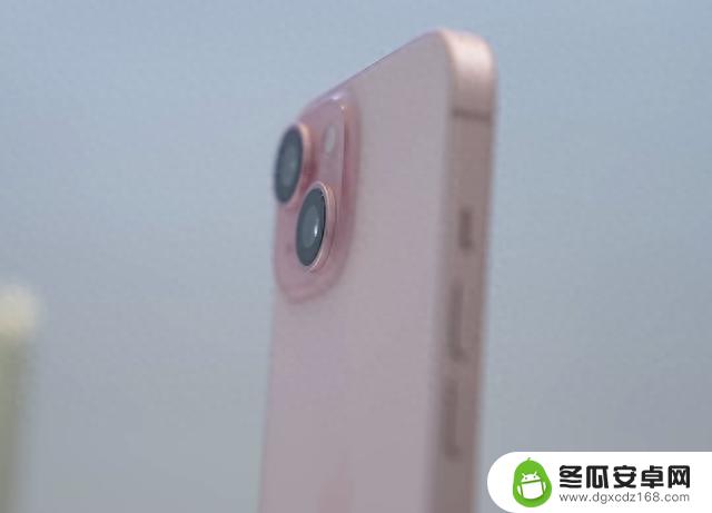 首销跳水400元，iPhone15成了真香机，库克也没有想到