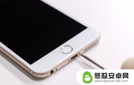 苹果手机该怎么换屏幕 iPhone 屏幕维修教程