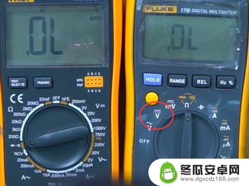 如何用手机测电压高低 用万用表测量手机电压的注意事项