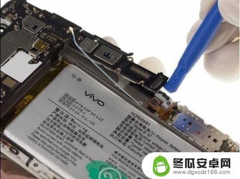 vivo全面屏手机如何拆 vivo Xplay5曲面屏幕维修教程视频